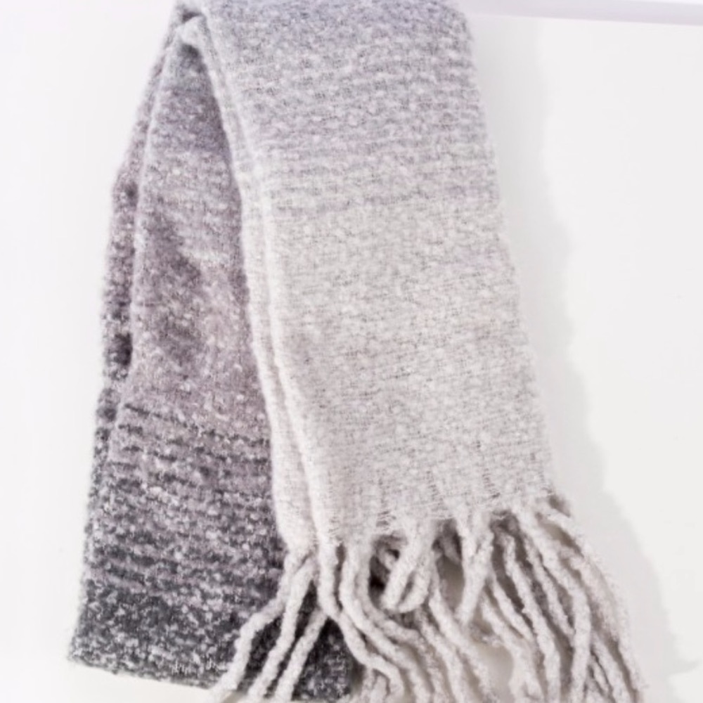 MerSea and Co Scarf Wrap - Picture 7 of 9